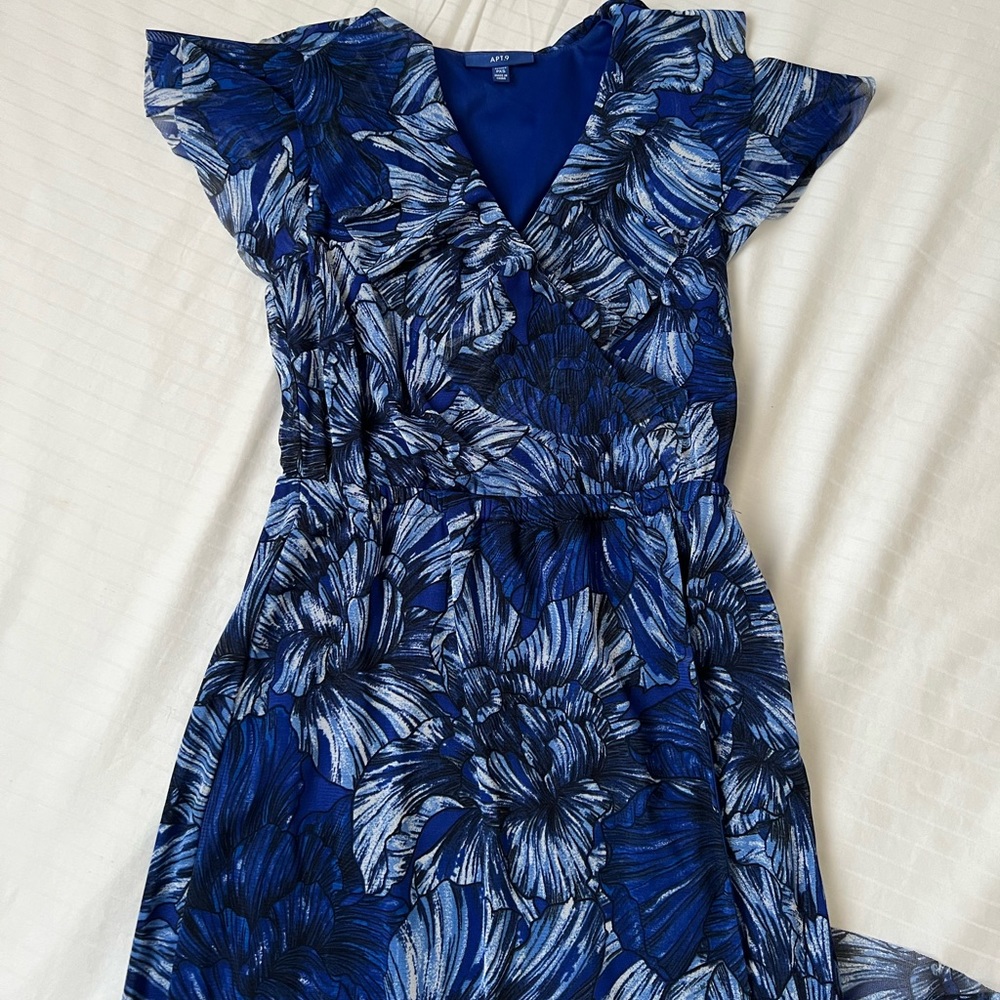 Apt.9 blue short sleeve maxi dress with ruffled sleeves and hem size PXS